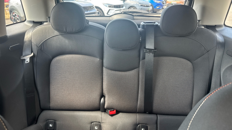 MINI Hatchback 1.5 Cooper Classic II 5dr Auto Petrol Hatchback